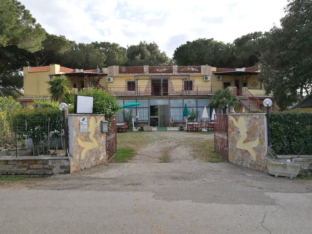 Hotel Paradiso Tarquinia Exterior photo